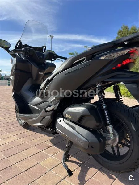 Honda Forza 125 – Vista 3