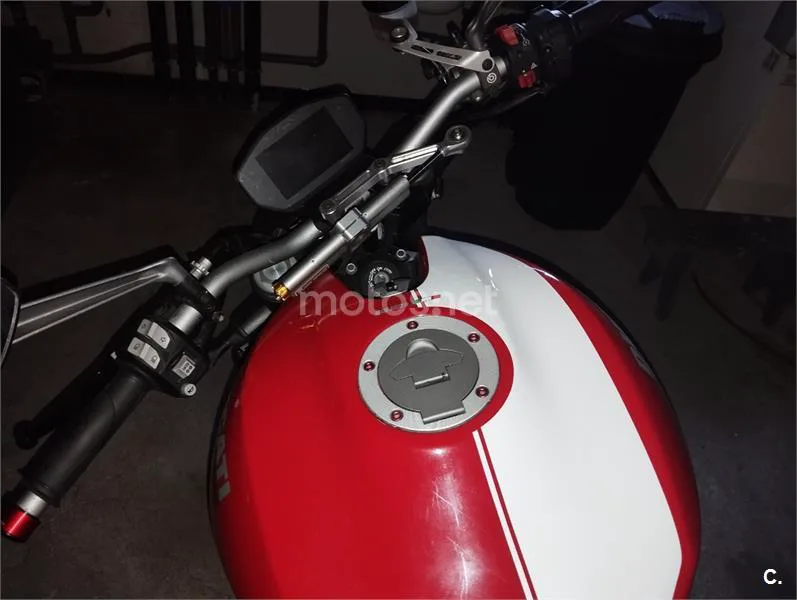 Ducati Monster 821 – Vista 6