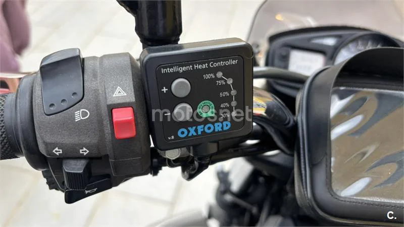 Suzuki GSR 600 – Vista 12