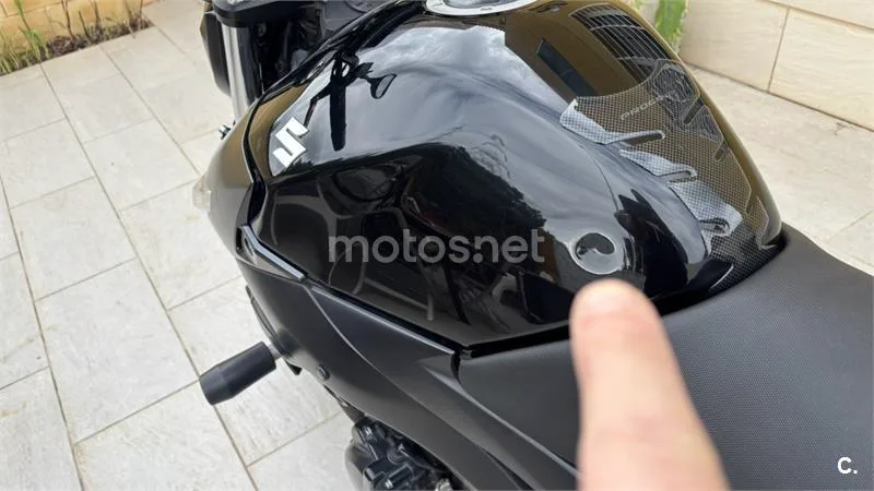 Suzuki GSR 600 – Vista 6