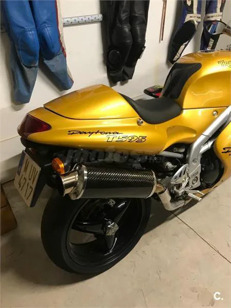 Triumph Daytona T 595 4990 € 1997 Zaragoza - 2