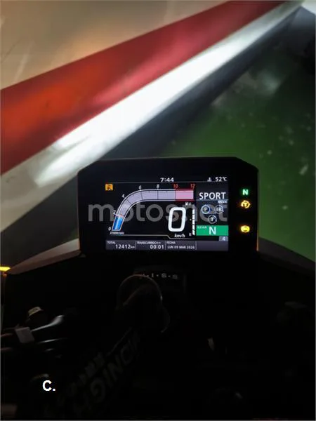 Honda CB 750 – Vista 9