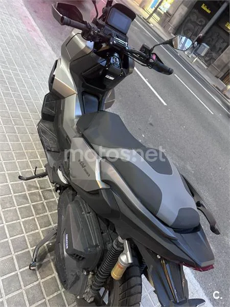 Honda ADV 350 – Vista 5