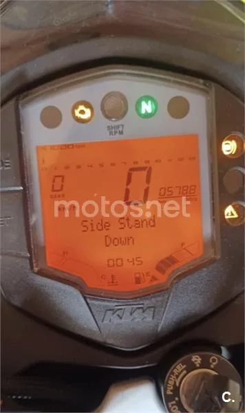 KTM 390 Duke – Vista 7