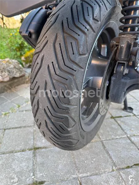 Yamaha XMAX 125 – Vista 5