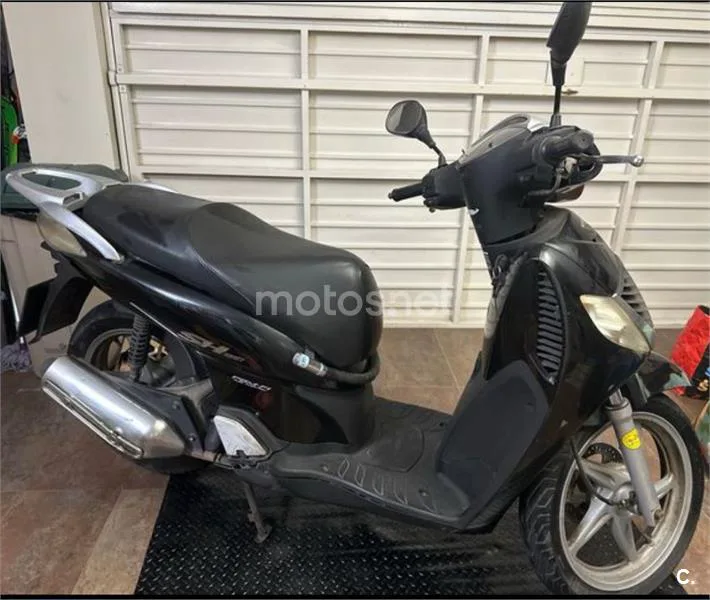Honda SH125i – Vista 3