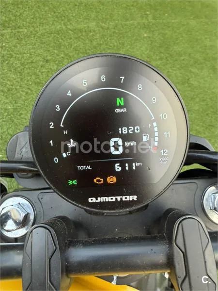 QJ Motor SRV 125 – Vista 3