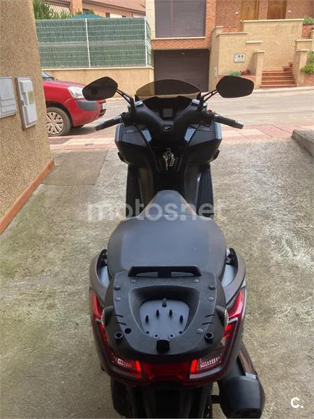 Kymco Super Dink 125 – Vista 4