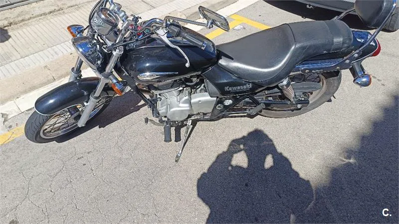 Kawasaki Eliminator 125 – Vista 3