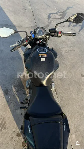 Kawasaki Z 650 – Vista 5