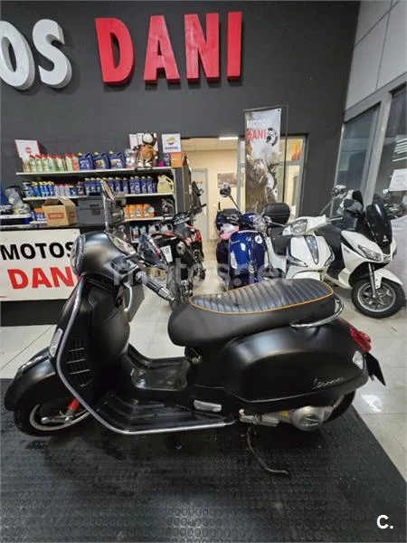 Vespa GTS SuperSport 300 – Vista 5
