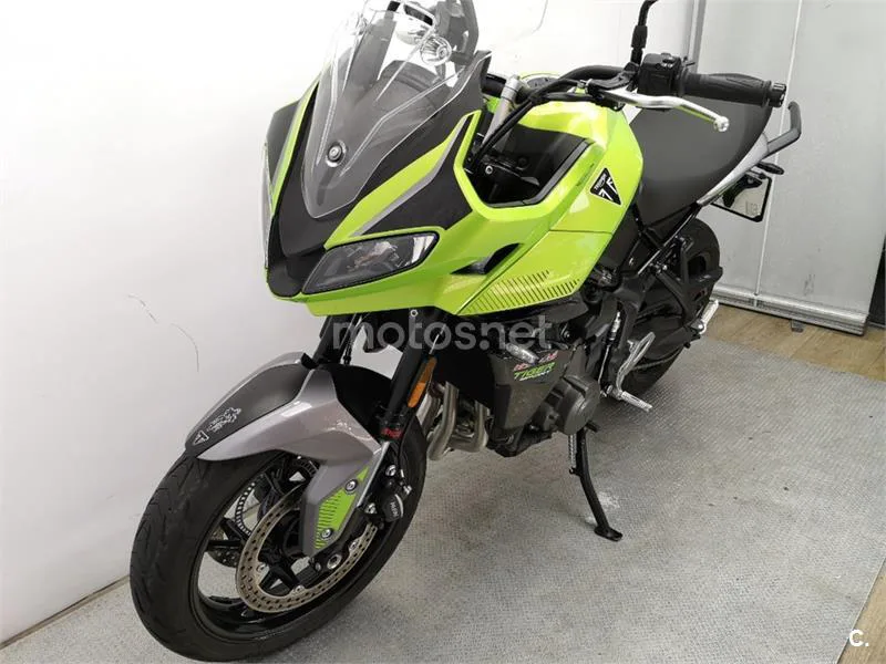 Triumph Tiger Sport 660 – Vista 15