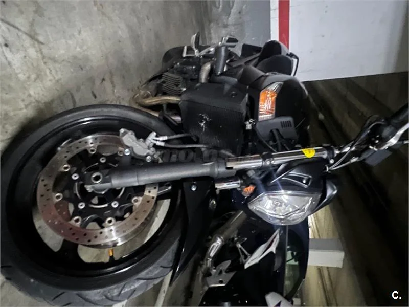 Suzuki GSR 600 – Vista 2