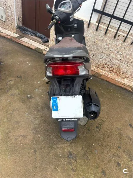 Kymco Agility City 125 – Vista 3