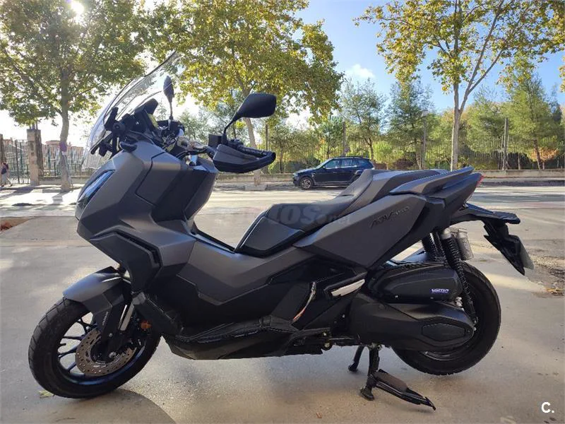 Honda ADV 350 – Vista 6