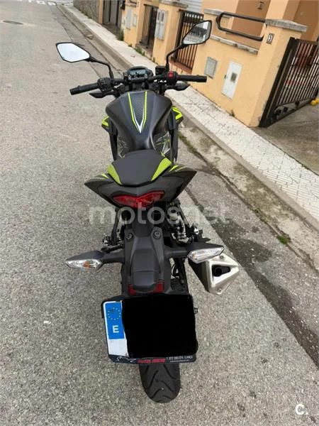 Kawasaki Z 125 – Vista 3