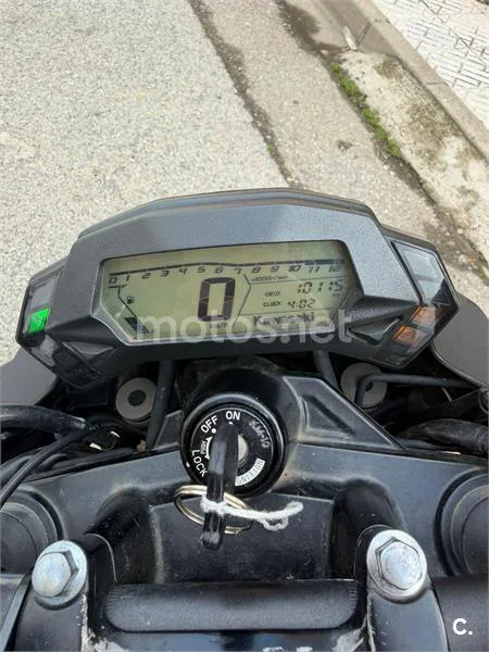 Kawasaki Z 125 – Vista 4
