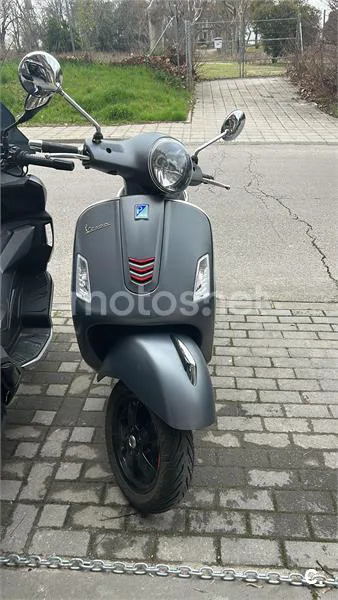 Vespa GTS 125 ie Super – Vista 3