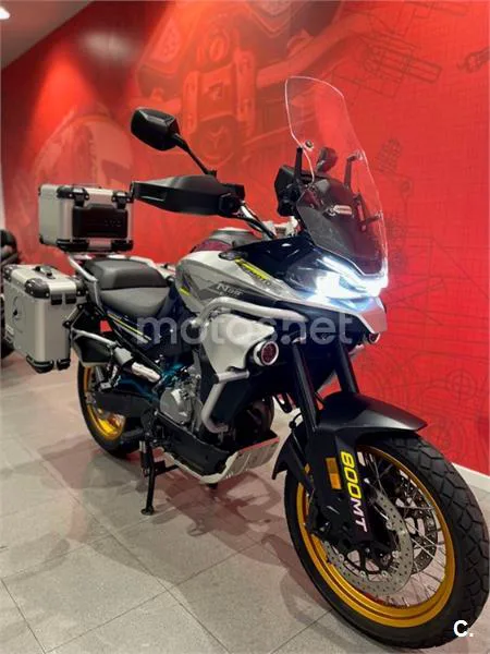 CFMOTO 800MT – Vista 7