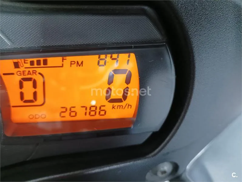 Suzuki Bandit 650 S – Vista 11
