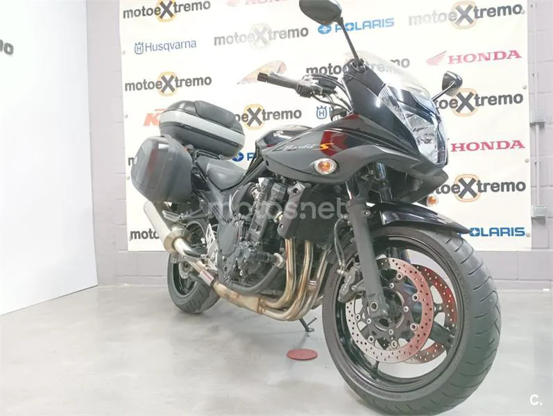 Suzuki Bandit 650 S – Vista 3