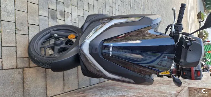 Honda PCX 125 – Vista 2