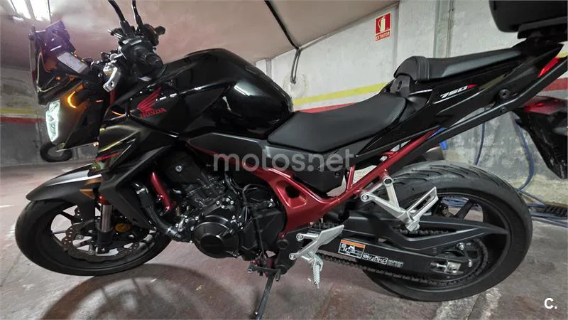 Honda CB 750 – Vista 8