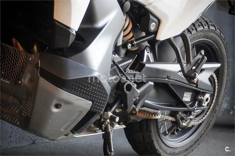 KTM 790 – Vista 15