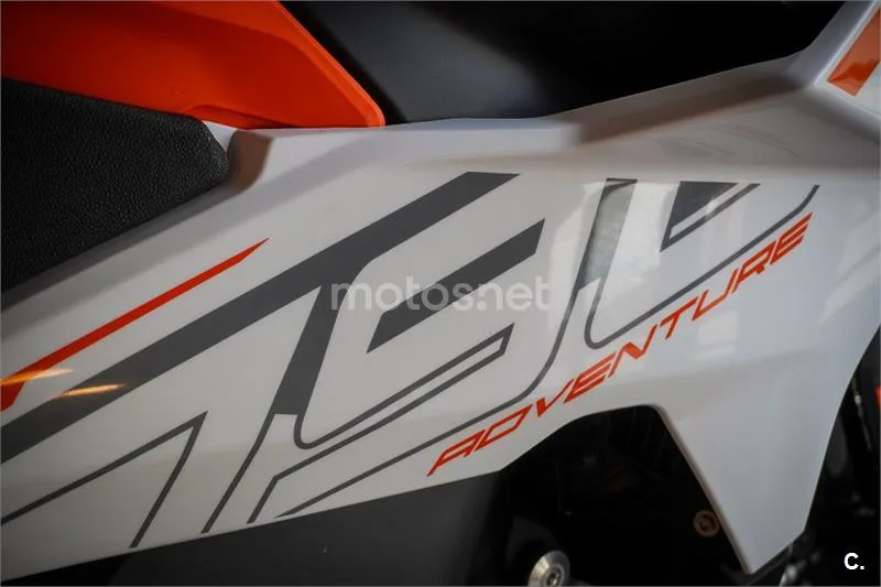 KTM 790 – Vista 9