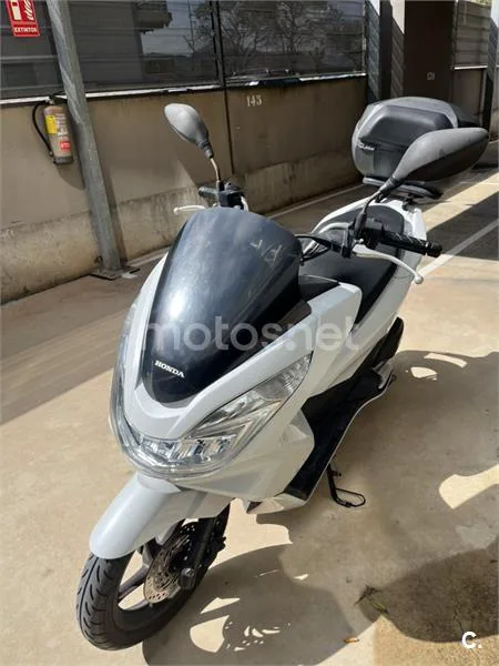 Honda PCX 125 – Vista 2