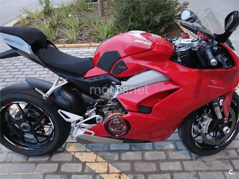 Ducati Panigale V4 – Vista 3