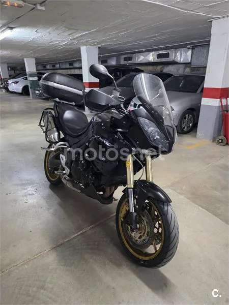 Triumph Tiger 1050 – Vista 2