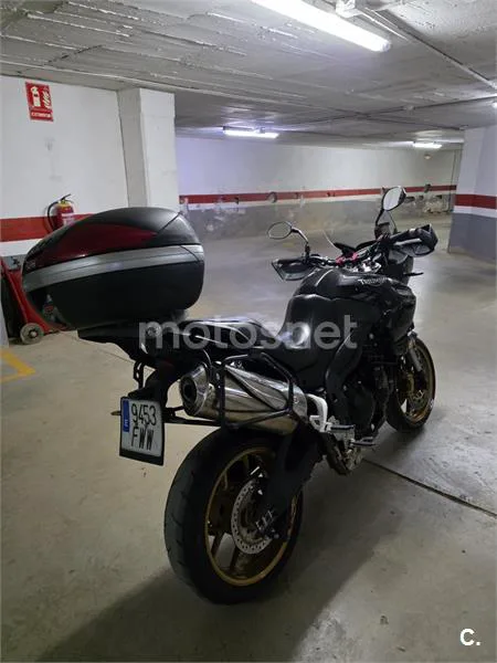 Triumph Tiger 1050 – Vista 3