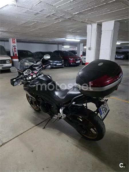 Triumph Tiger 1050 – Vista 4