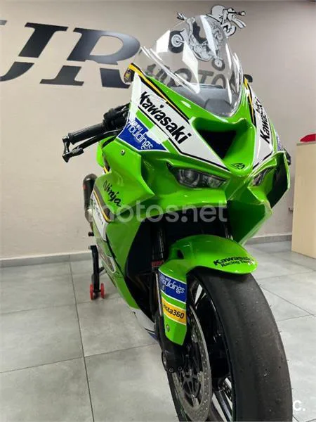 Kawasaki Ninja ZX-6R – Vista 25