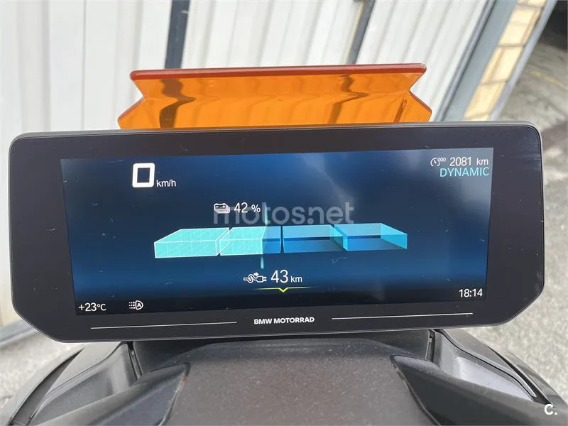 BMW CE 04 – Vista 4