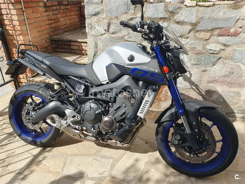 Yamaha MT-09 – Vista 2