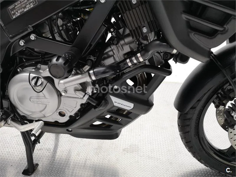 Suzuki V-Strom 650 – Vista 14