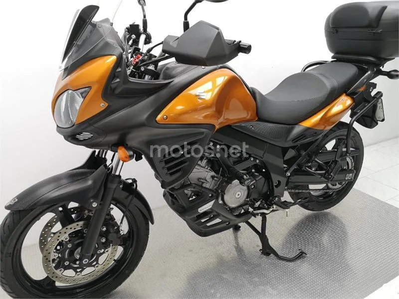 Suzuki V-Strom 650 – Vista 17