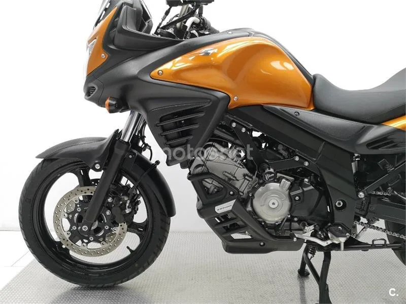 Suzuki V-Strom 650 – Vista 21