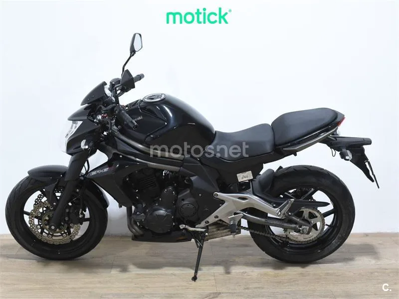 Kawasaki ER-6N – Vista 6