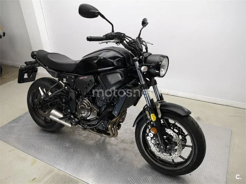 Yamaha XSR 700 – Vista 3