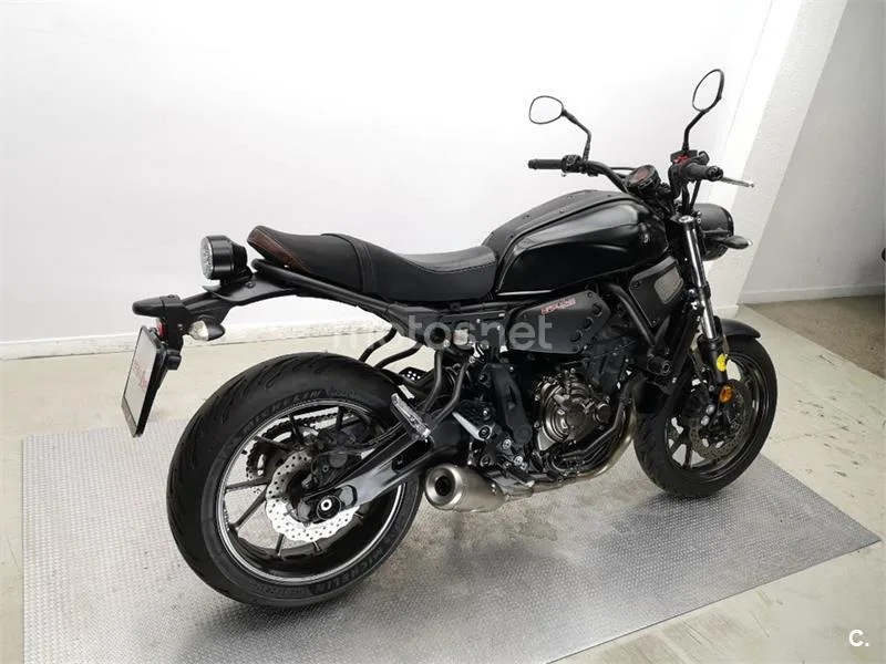 Yamaha XSR 700 – Vista 4