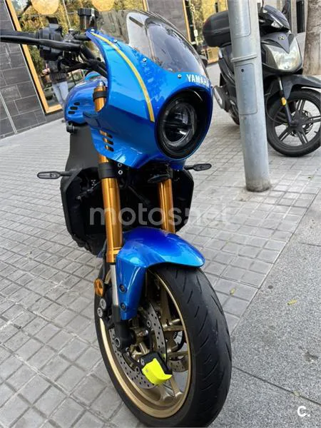 Yamaha XSR900 – Vista 3