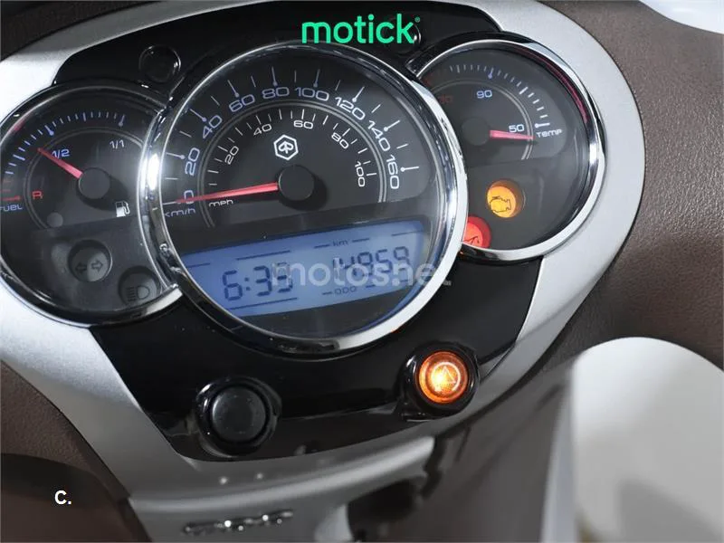 Piaggio Beverly 300 – Vista 5