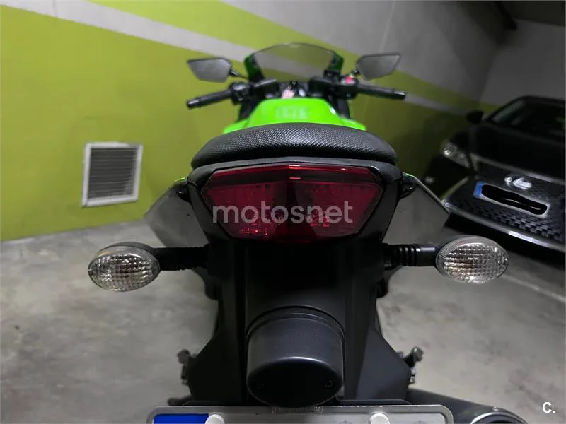 Kawasaki Ninja 250 R – Vista 6
