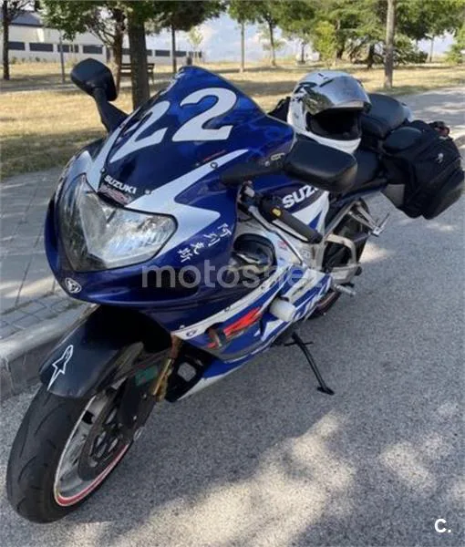 Suzuki GSX R1000 – Vista 8