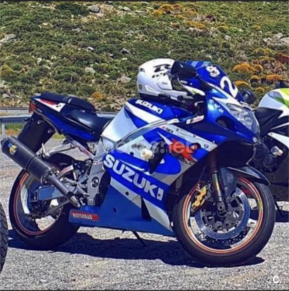 Suzuki GSX R1000 – Vista 9