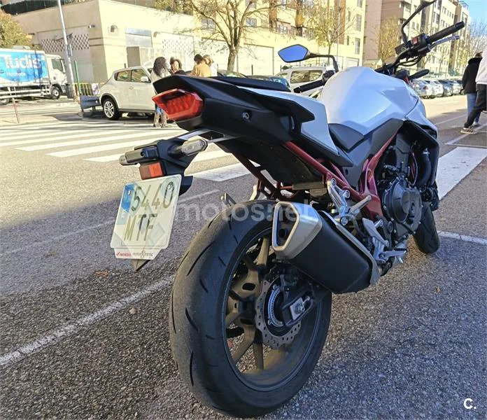 Honda CB 750 – Vista 2