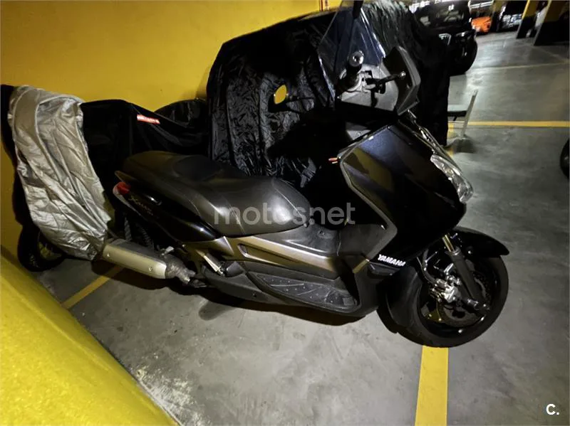 Yamaha XMAX 125 – Vista 7
